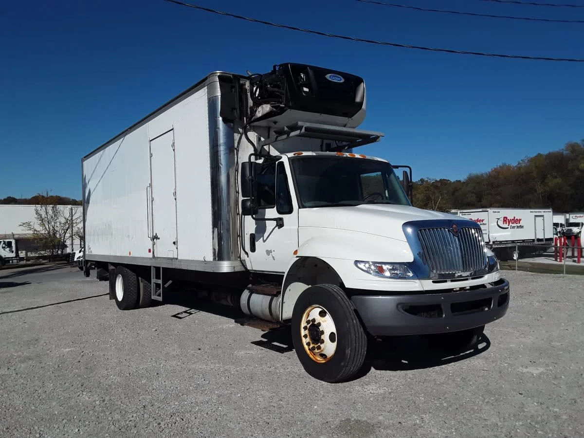 2016 International 4300 in Pittsburgh, PA — photo 3