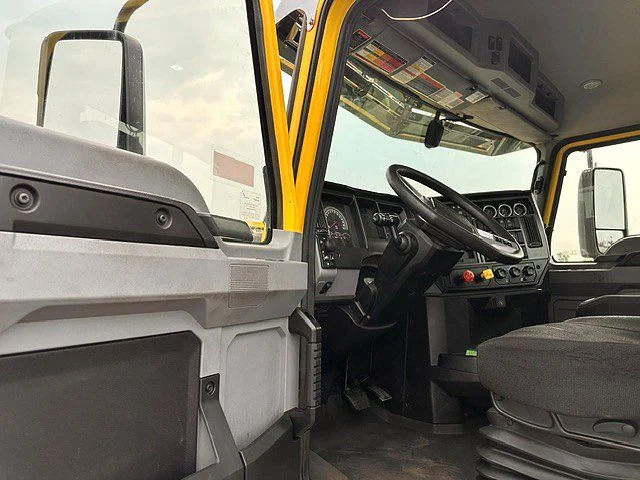 2023 Mack Anthem in London, OH — photo 9