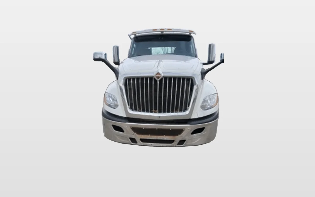 2020 International LT - image 1