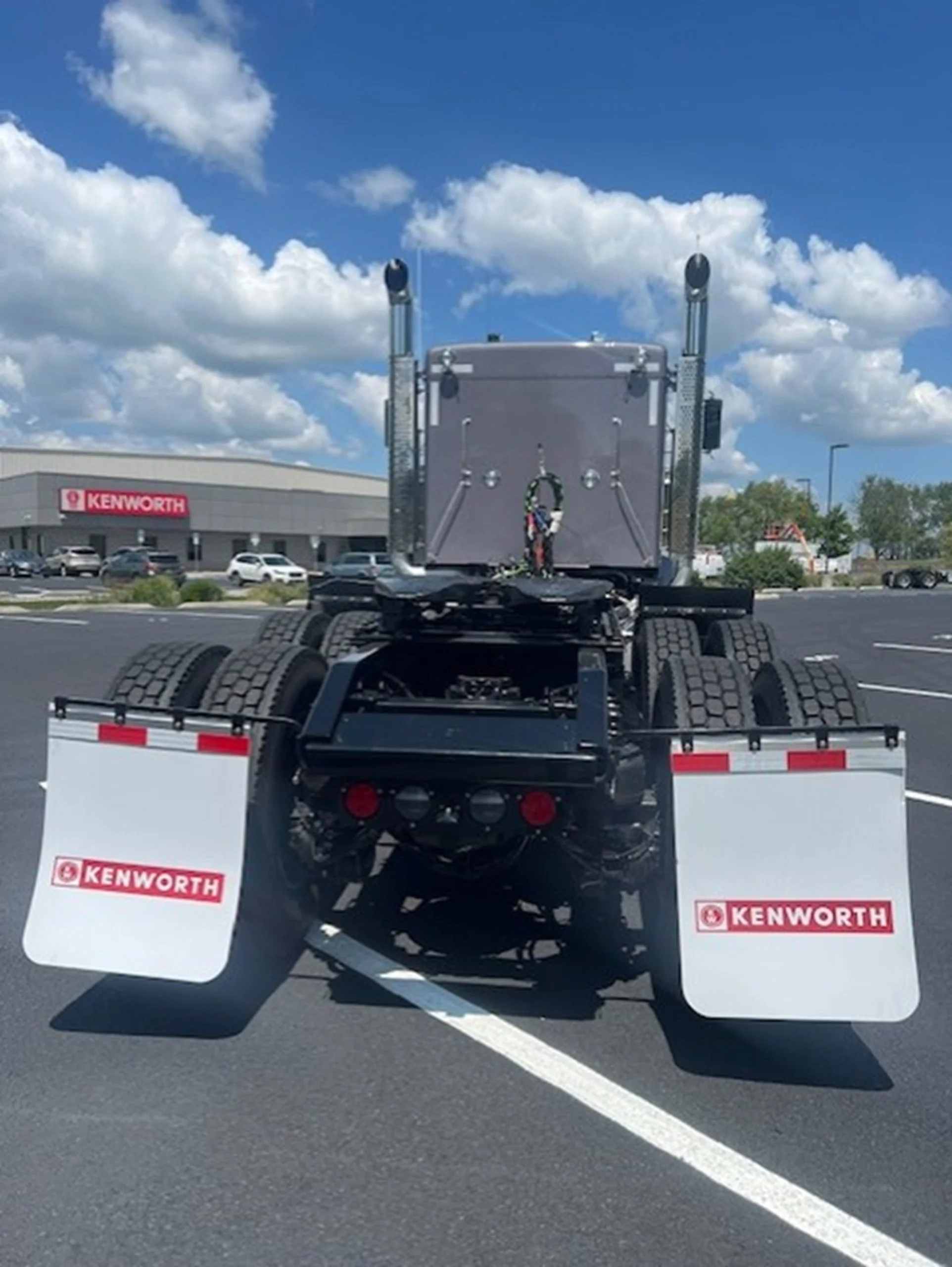 2027 Kenworth W900 in Hagerstown, MD — photo 6
