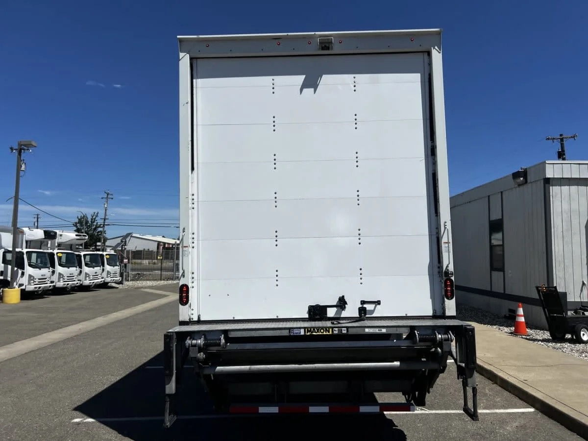 2022 Freightliner M2 106 in West Sacramento, CA — photo 5