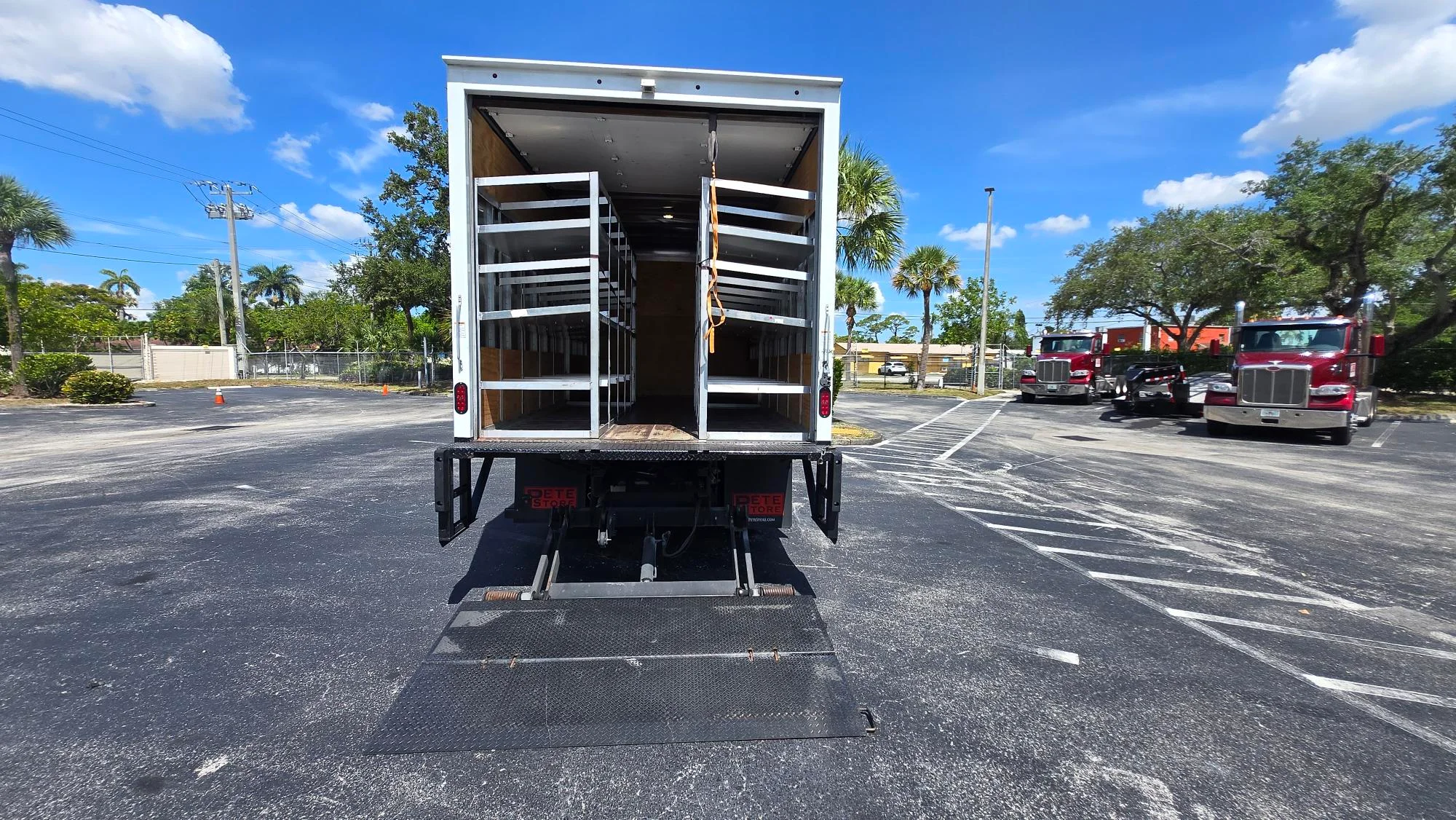 2021 Isuzu NPR in Fort Lauderdale, FL — photo 7
