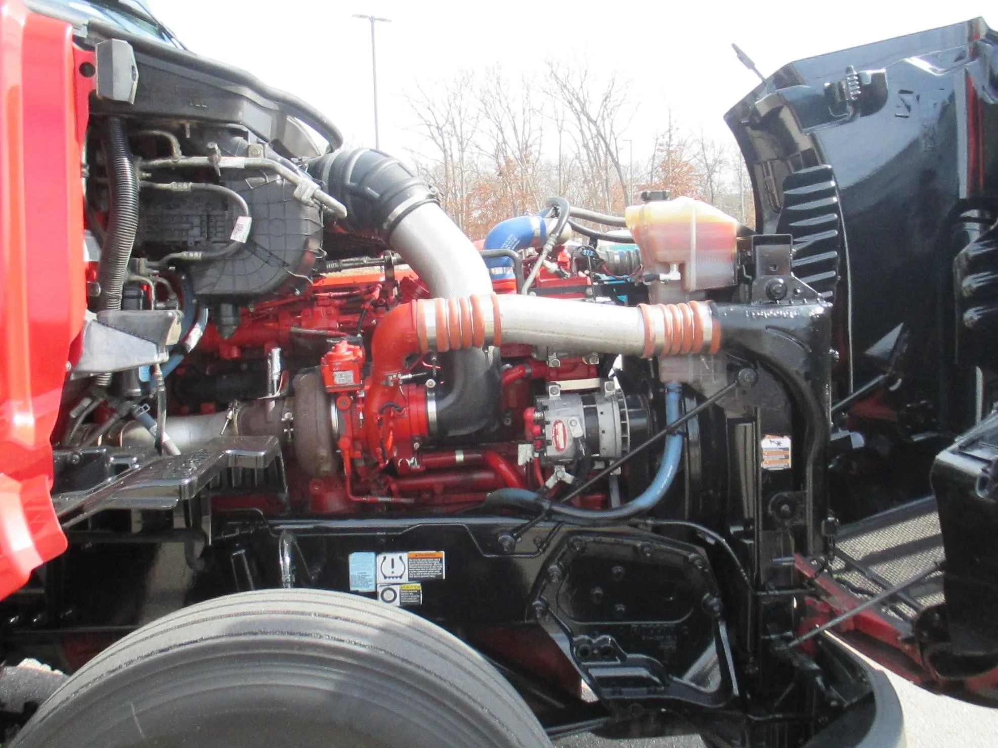 2022 Peterbilt 579 in MI — photo 15