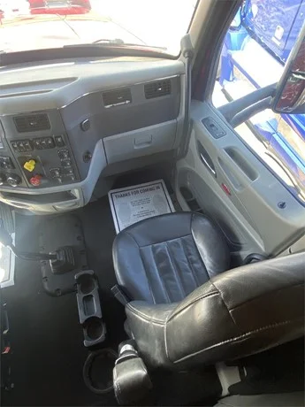 2020 Kenworth T880 - image 26