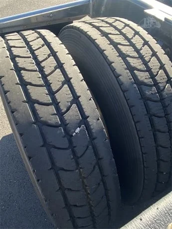 2020 Kenworth T880 - image 33