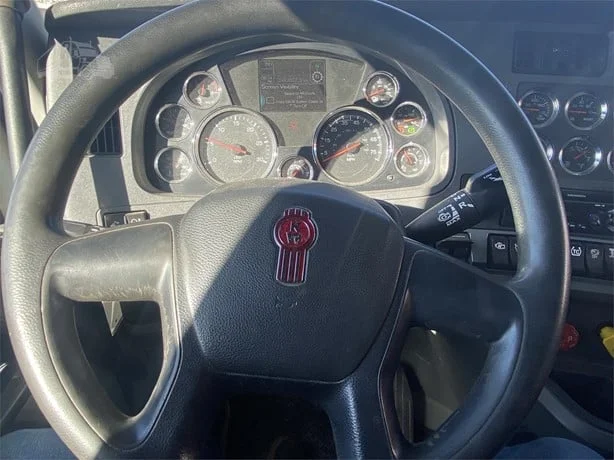 2020 Kenworth T880 - image 9