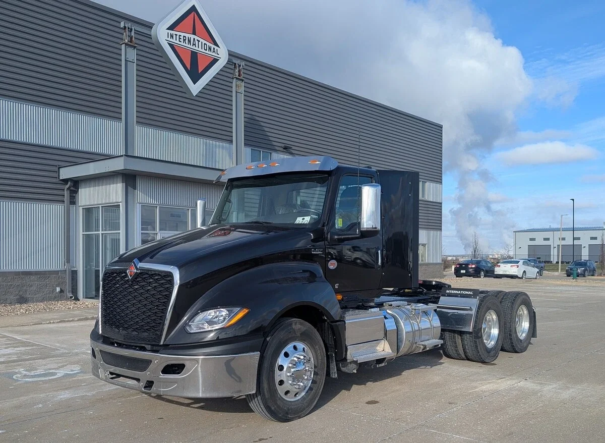 2026 International LT in Davenport, IA