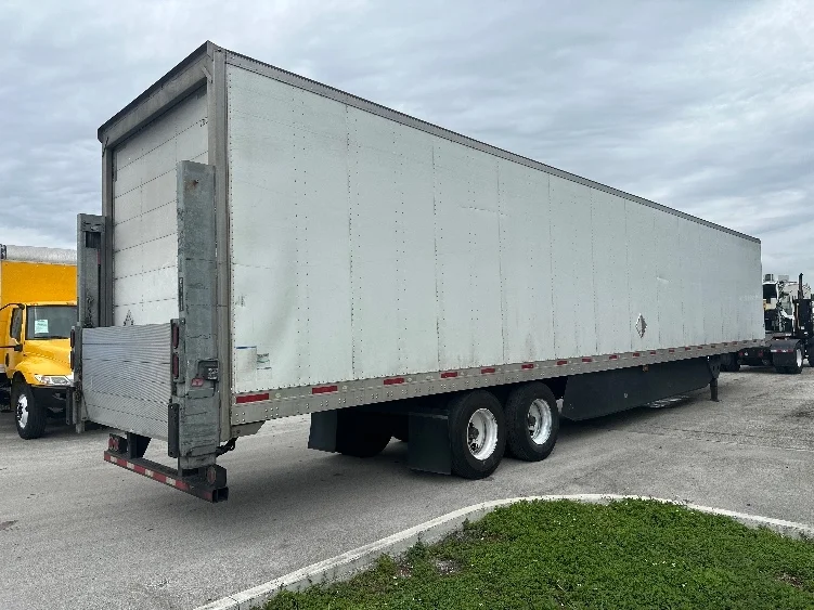 2019 Utility Trailer in Medley, FL — photo 4