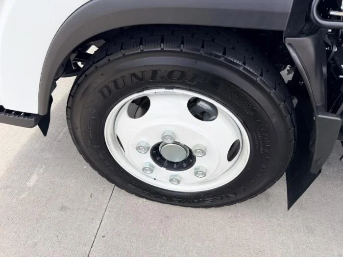 2026 Isuzu NRR in Dayton, OH — photo 13