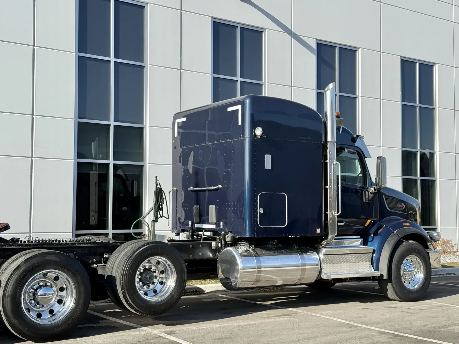 2021 Peterbilt 567 - image 7