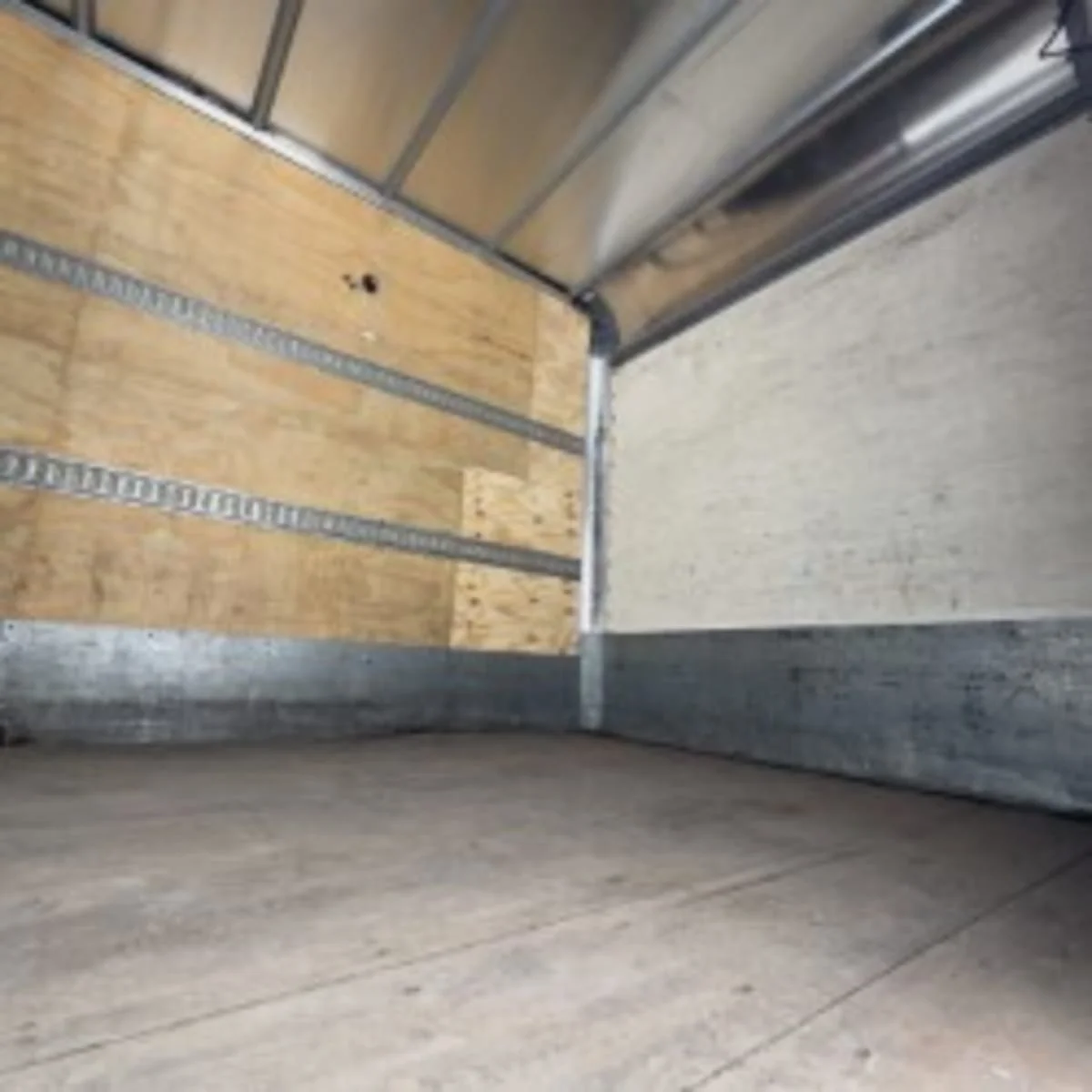 2019 Freightliner M2 106 - image 13