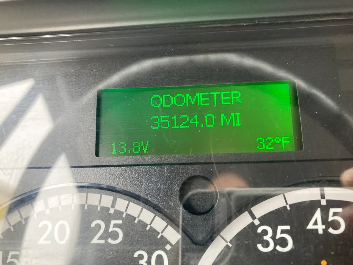 2014 Freightliner M2 106 - image 16