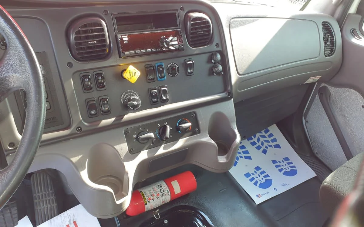 2020 Freightliner M2 106 in Birmingham, AL — photo 17