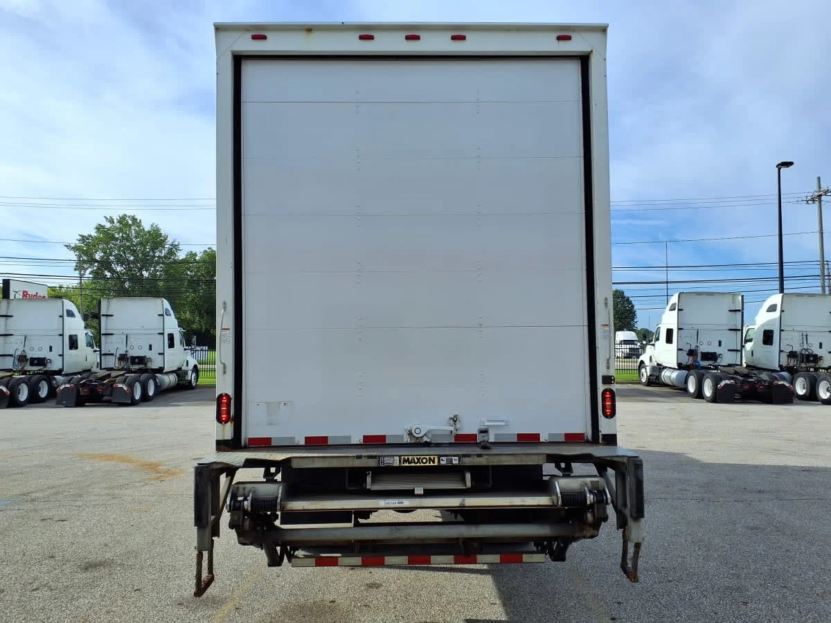 2020 Freightliner M2 106 in Cleveland, OH — photo 5