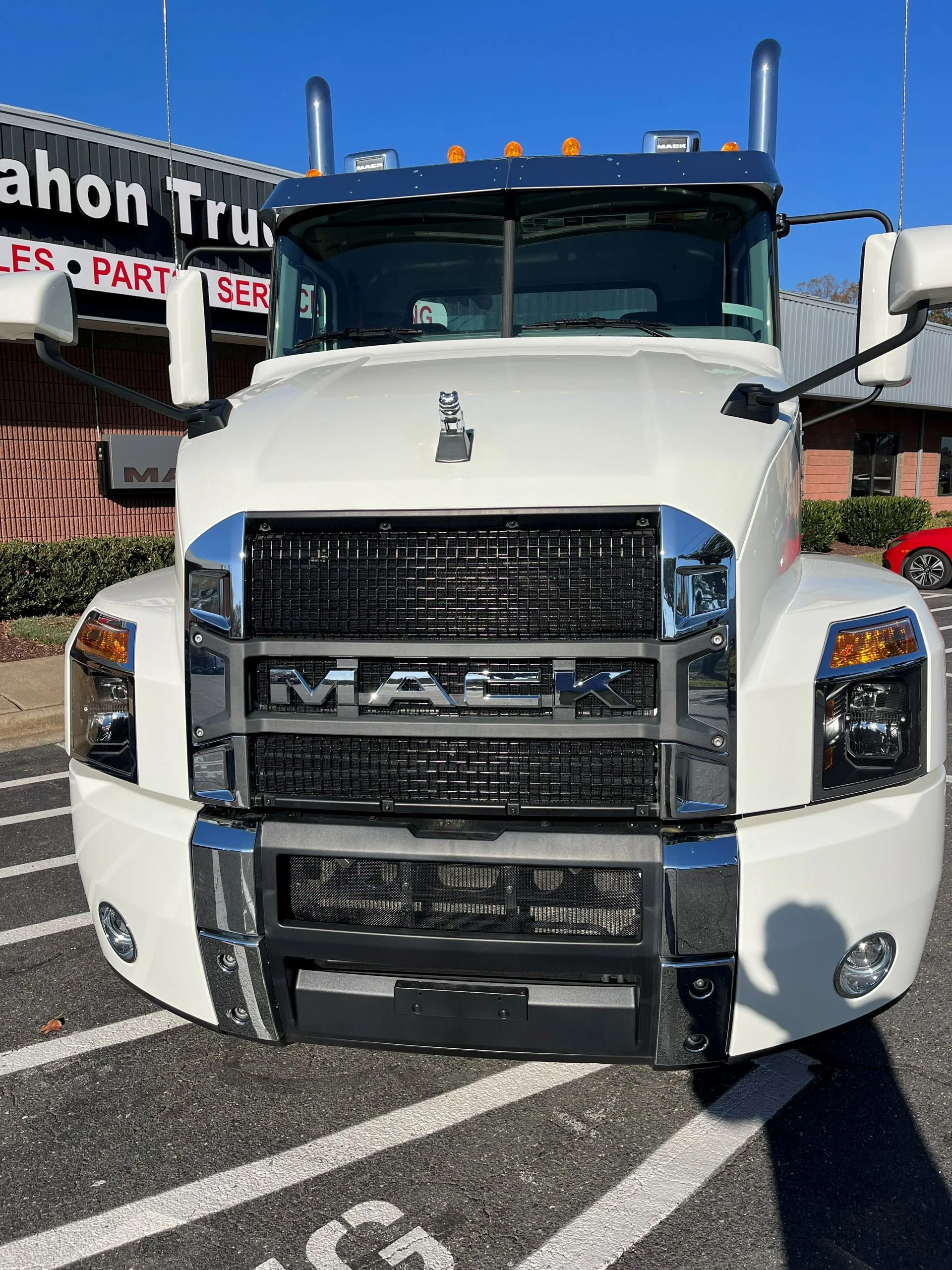 2026 Mack Anthem in Charlotte, NC — photo 2
