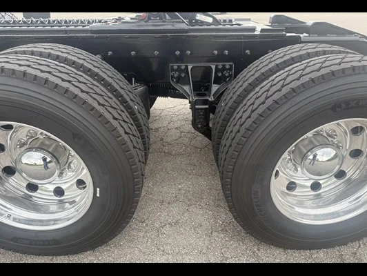2026 Kenworth T880 in Van Buren, AR — photo 21