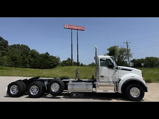 2026 Kenworth T880 in Van Buren, AR — photo 25