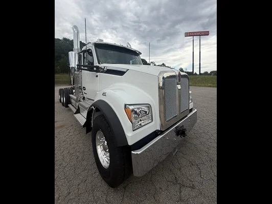 2026 Kenworth T880 in Van Buren, AR — photo 15