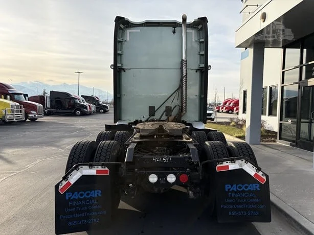 2021 Kenworth T680 - image 7