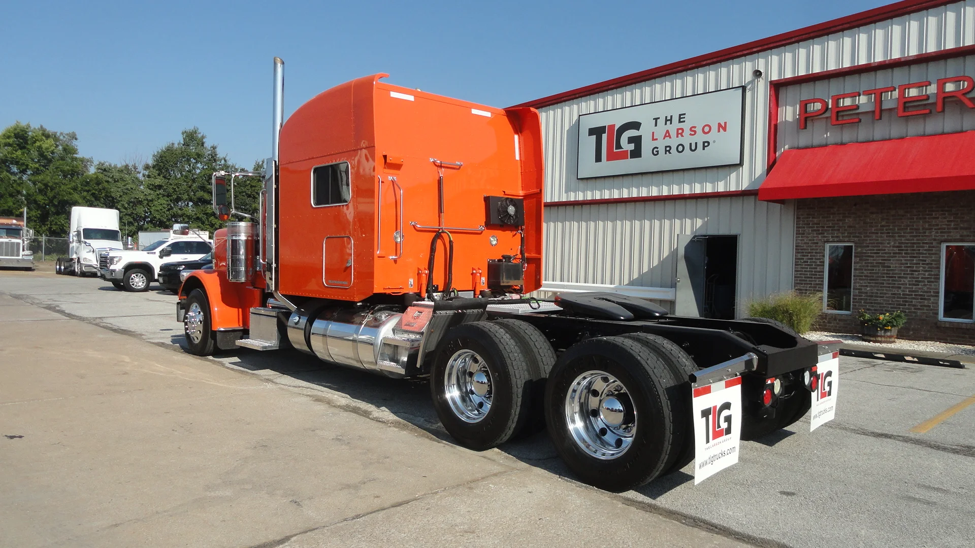 2017 Peterbilt 389 in O'fallon, MO — photo 3