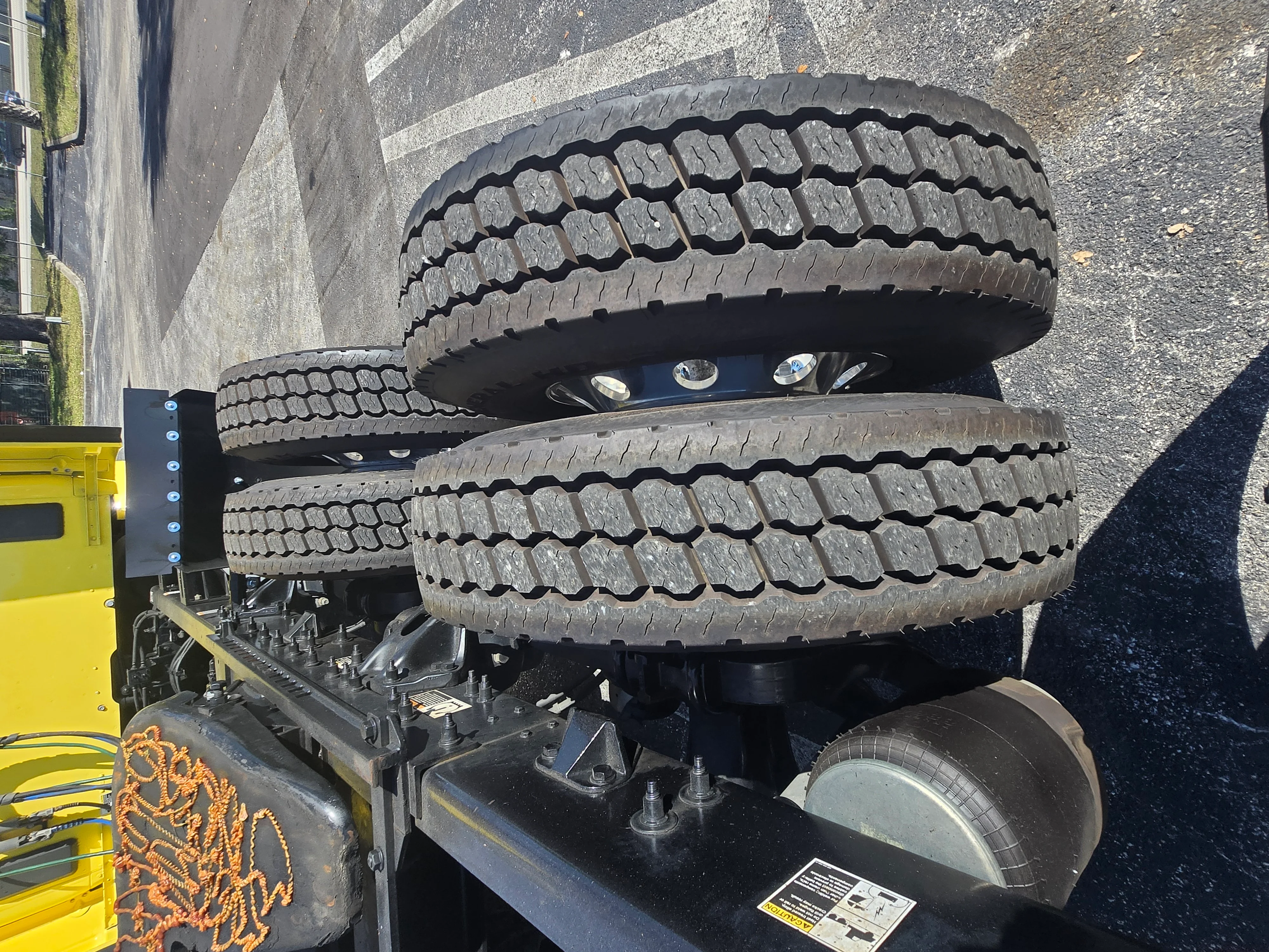 2021 Peterbilt 579 in Fort Myers, FL — photo 15