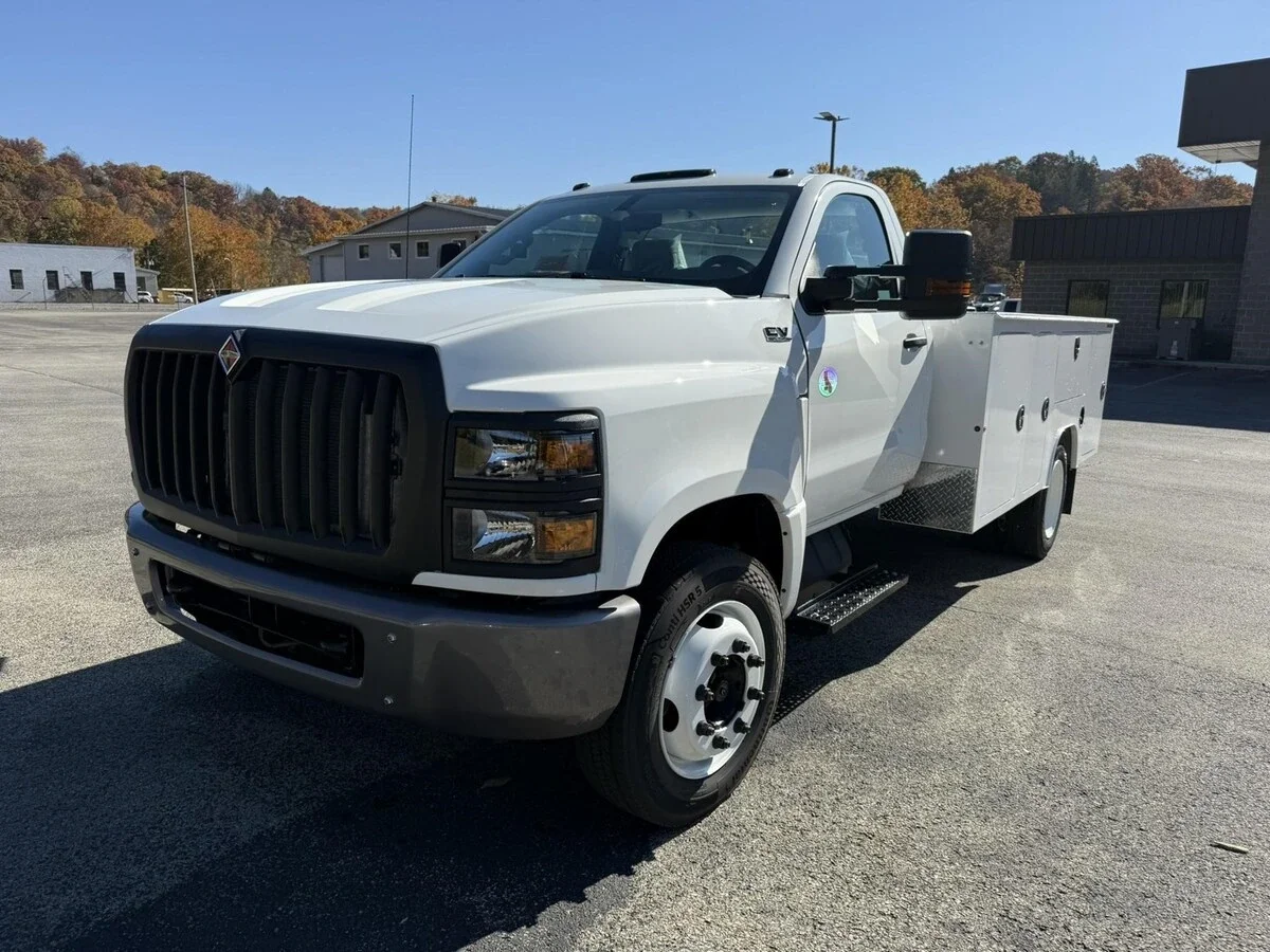 2024 International CV - image 8