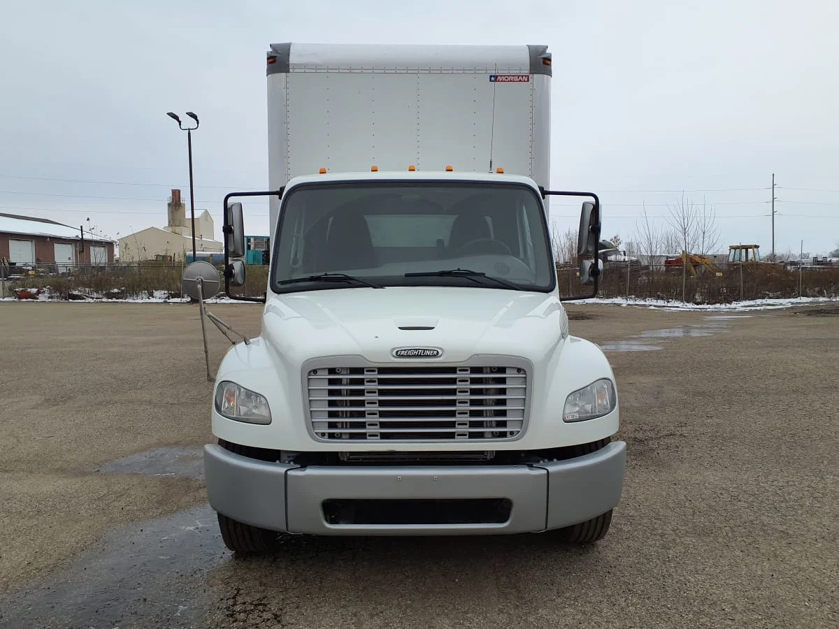 2019 Freightliner M2 106 - image 2