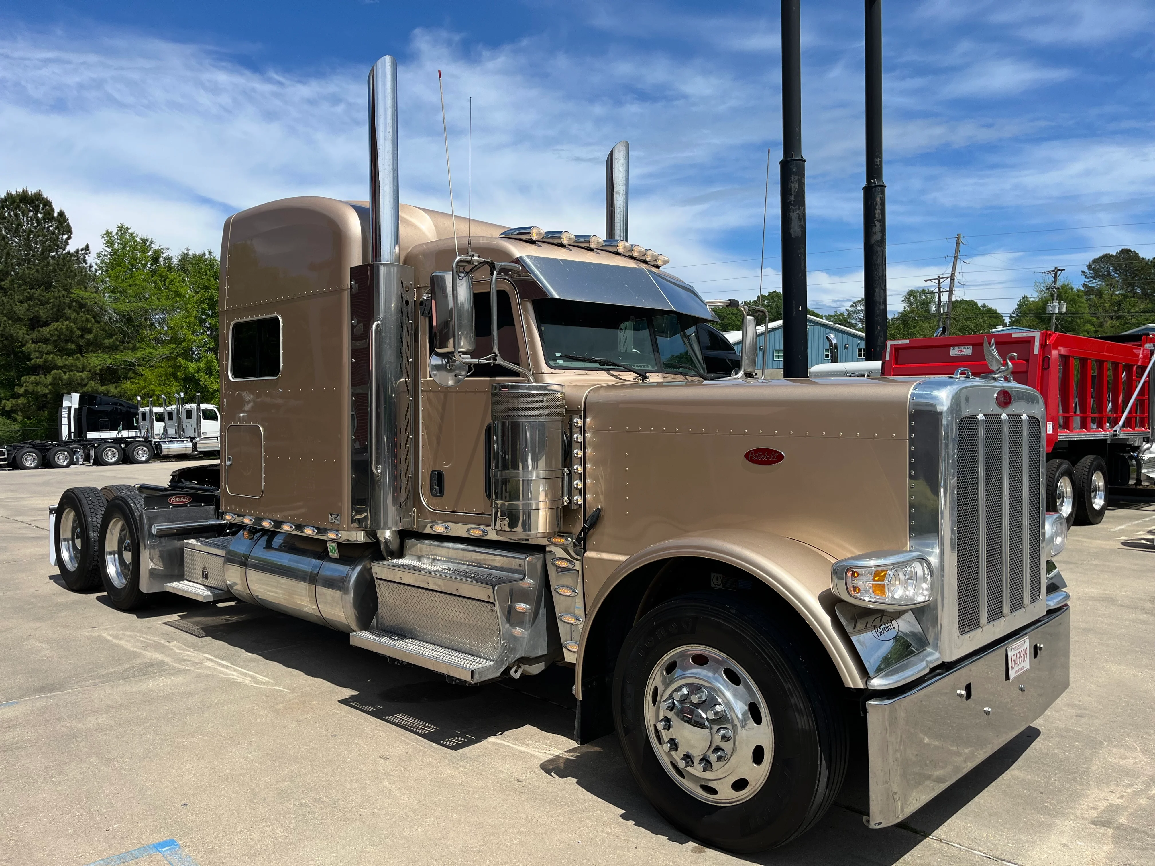 2023 Peterbilt 389 in Hattiesburg, MS — photo 7