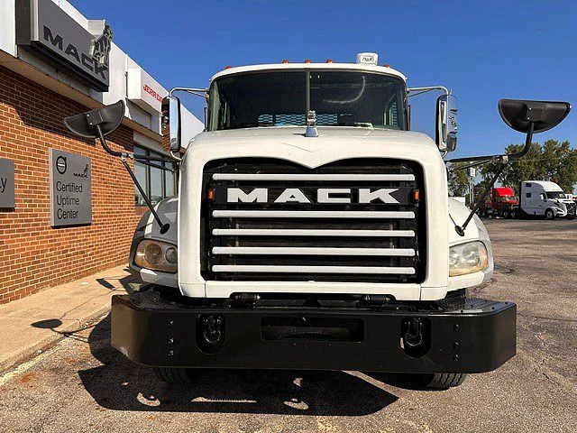 2018 Mack in La Vergne, TN — photo 4