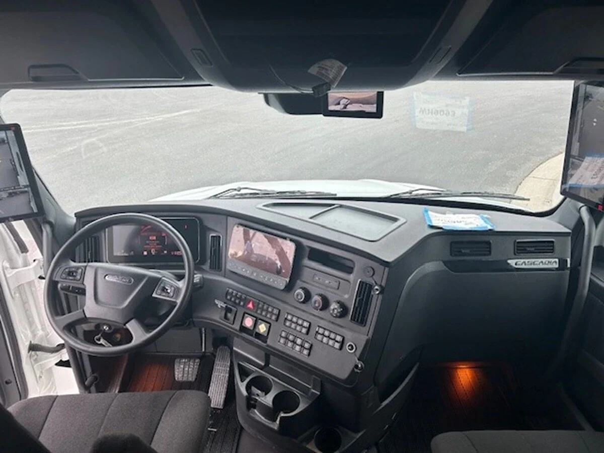 2026 Freightliner Cascadia - image 6