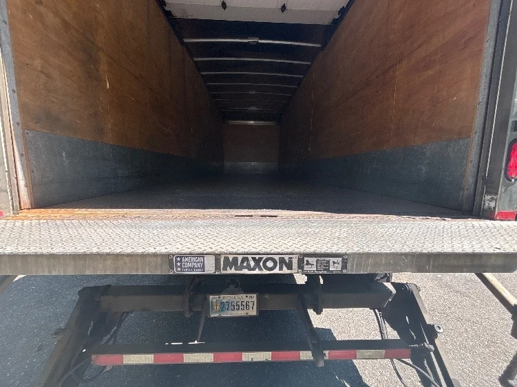 2019 Freightliner M2 106 - image 10