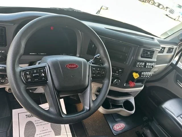 2024 Peterbilt 579 - image 6
