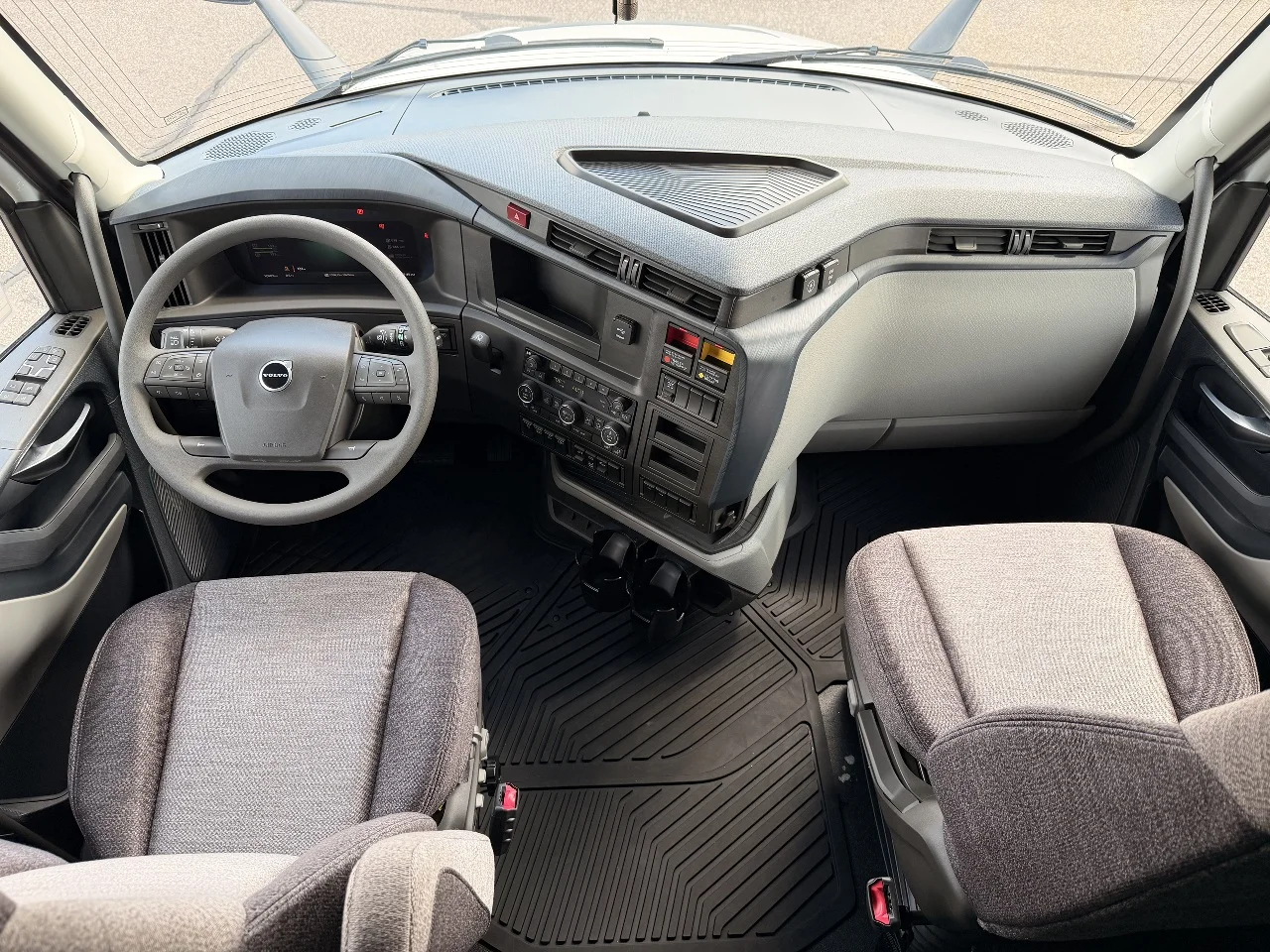 2027 Volvo in Elk River, MN — photo 9