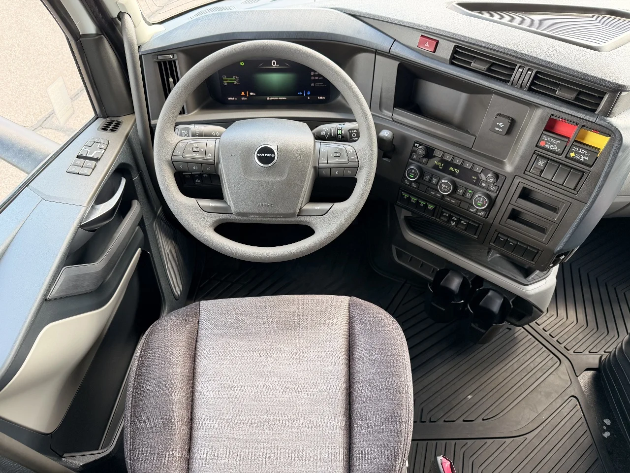 2027 Volvo in Elk River, MN — photo 8