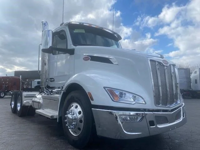 2025 Peterbilt 579 in Findlay, OH — photo 7