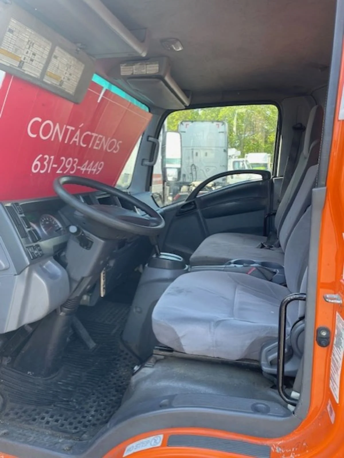 2019 Isuzu NQR in Farmingdale, NY — photo 8