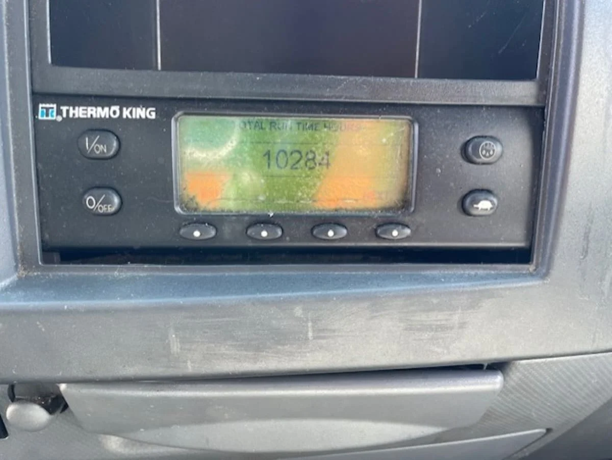 2019 Isuzu NQR in Farmingdale, NY — photo 12