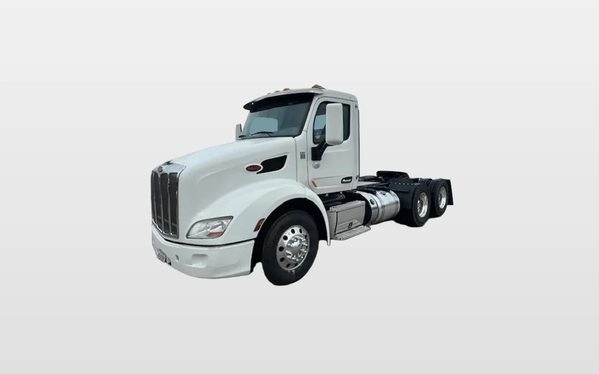 2019 Peterbilt 579 - image 1