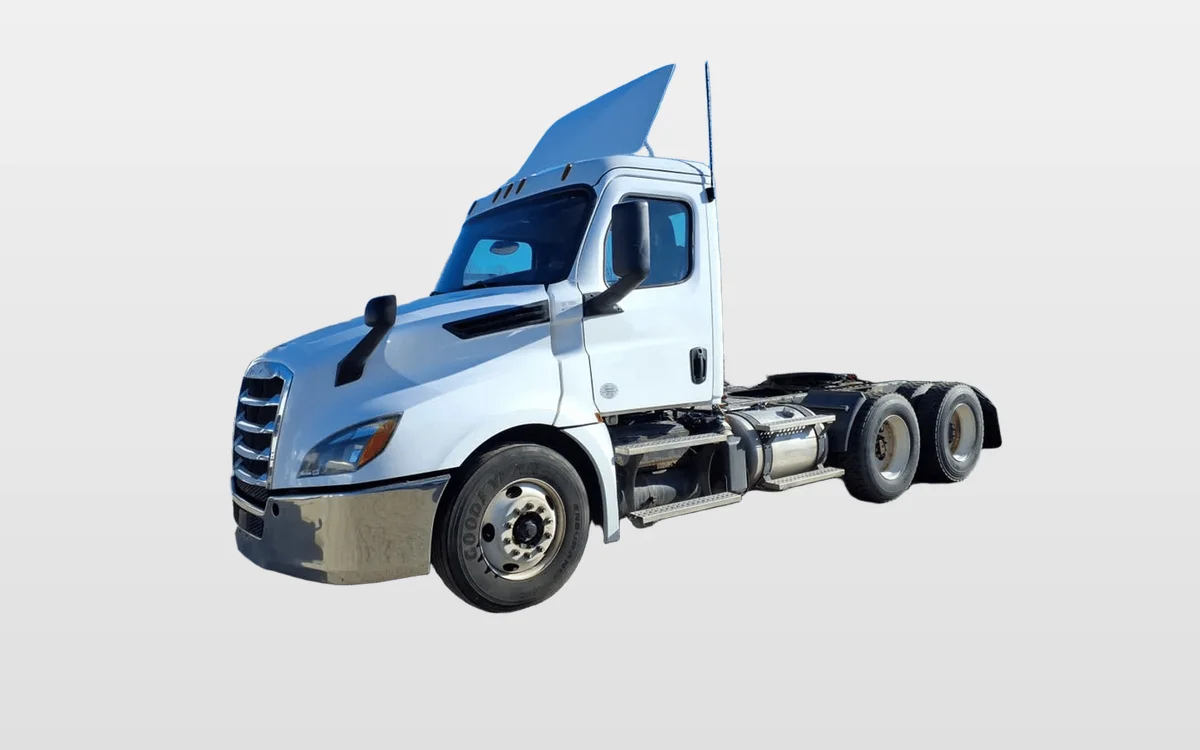 2019 Freightliner Cascadia - image 1
