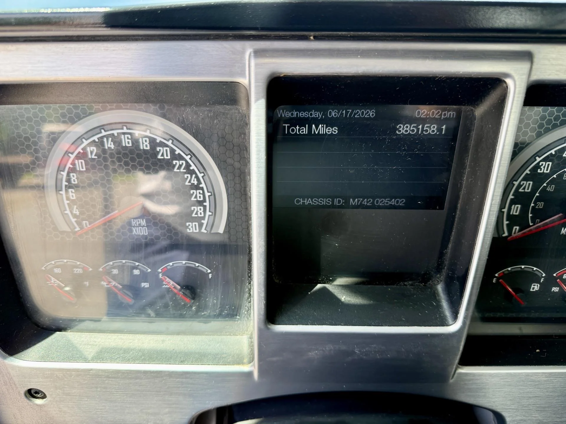 2022 Mack Anthem in Duluth, GA — photo 12