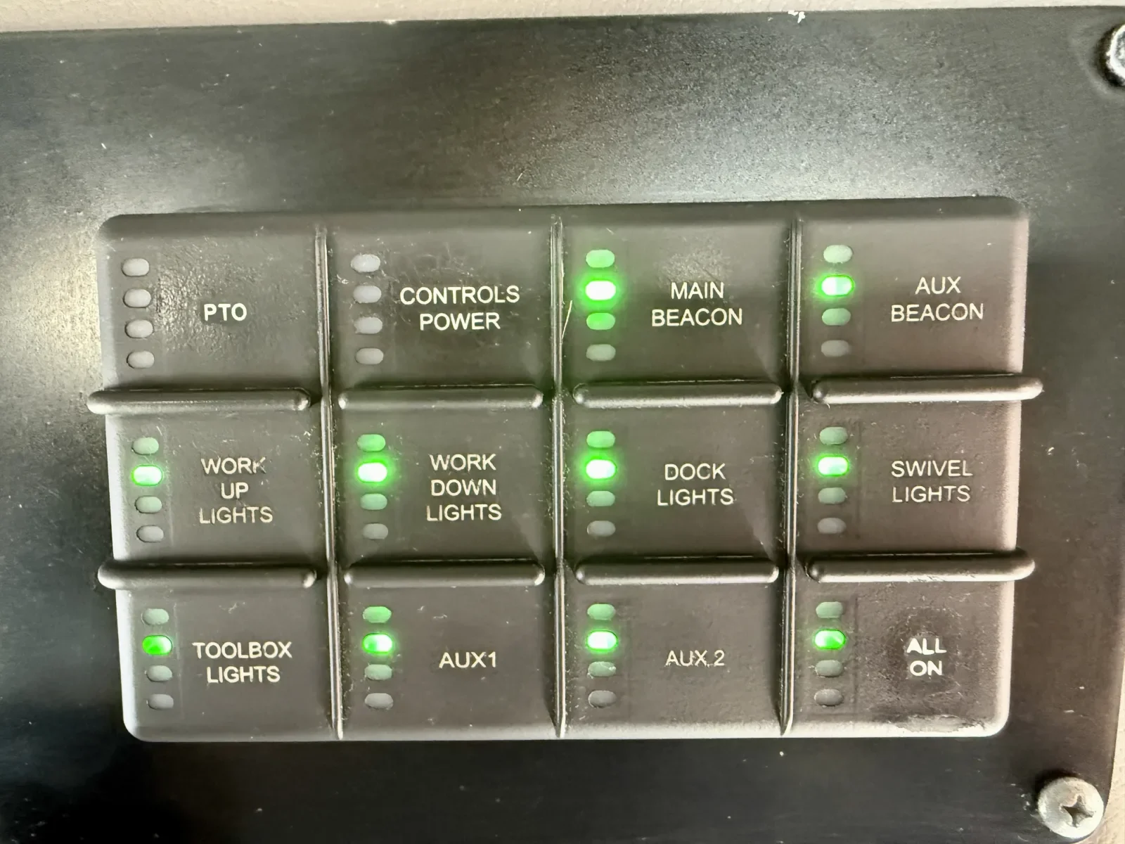 2018 Peterbilt 389 - image 36