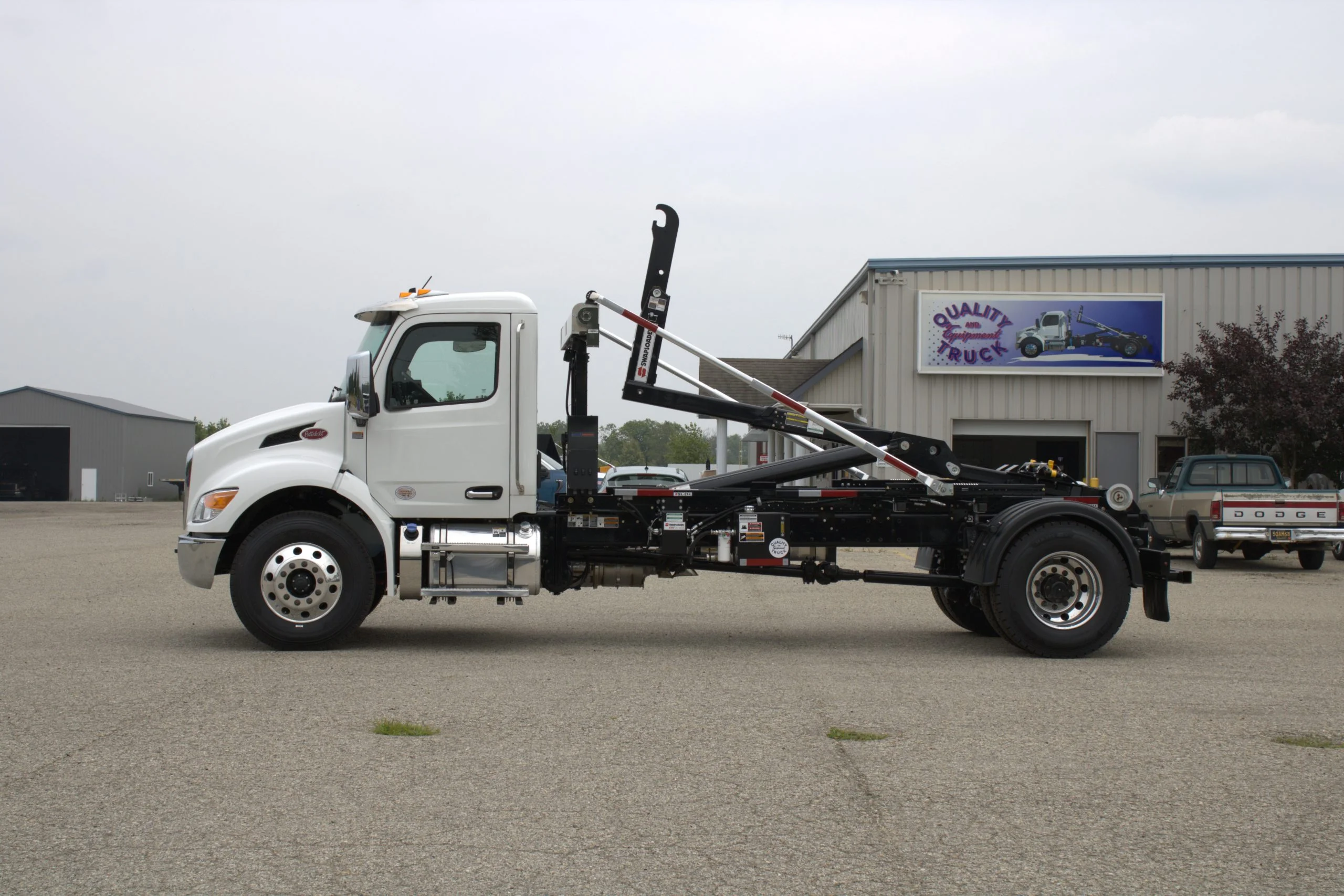 2026 Peterbilt 536 — photo 4