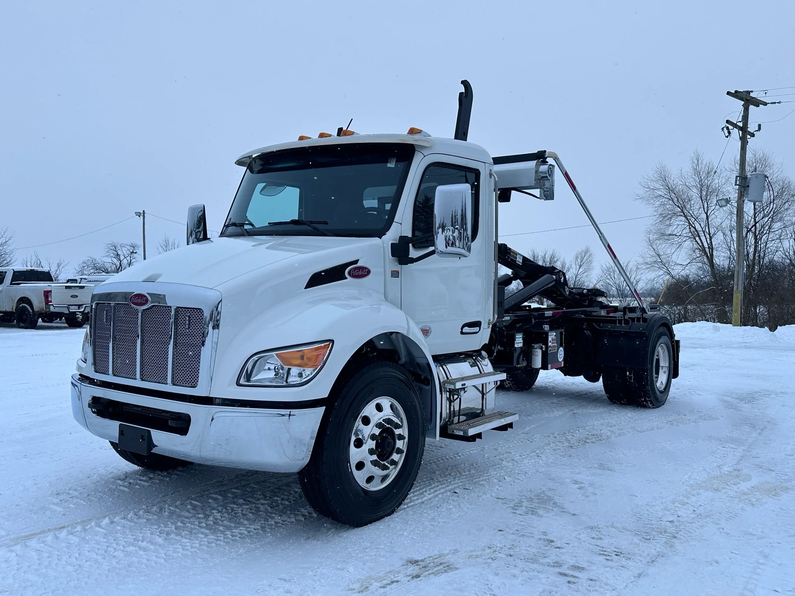2026 Peterbilt 536 - image 3