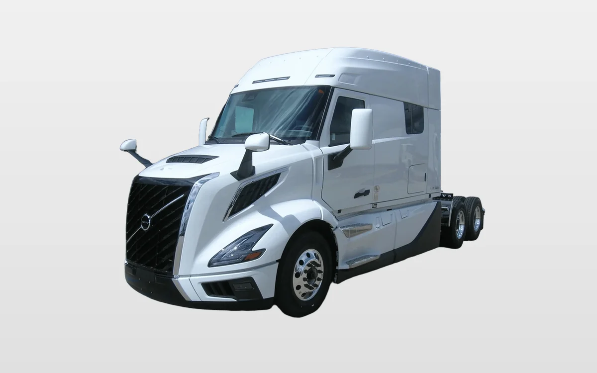 2025 Volvo - image 1