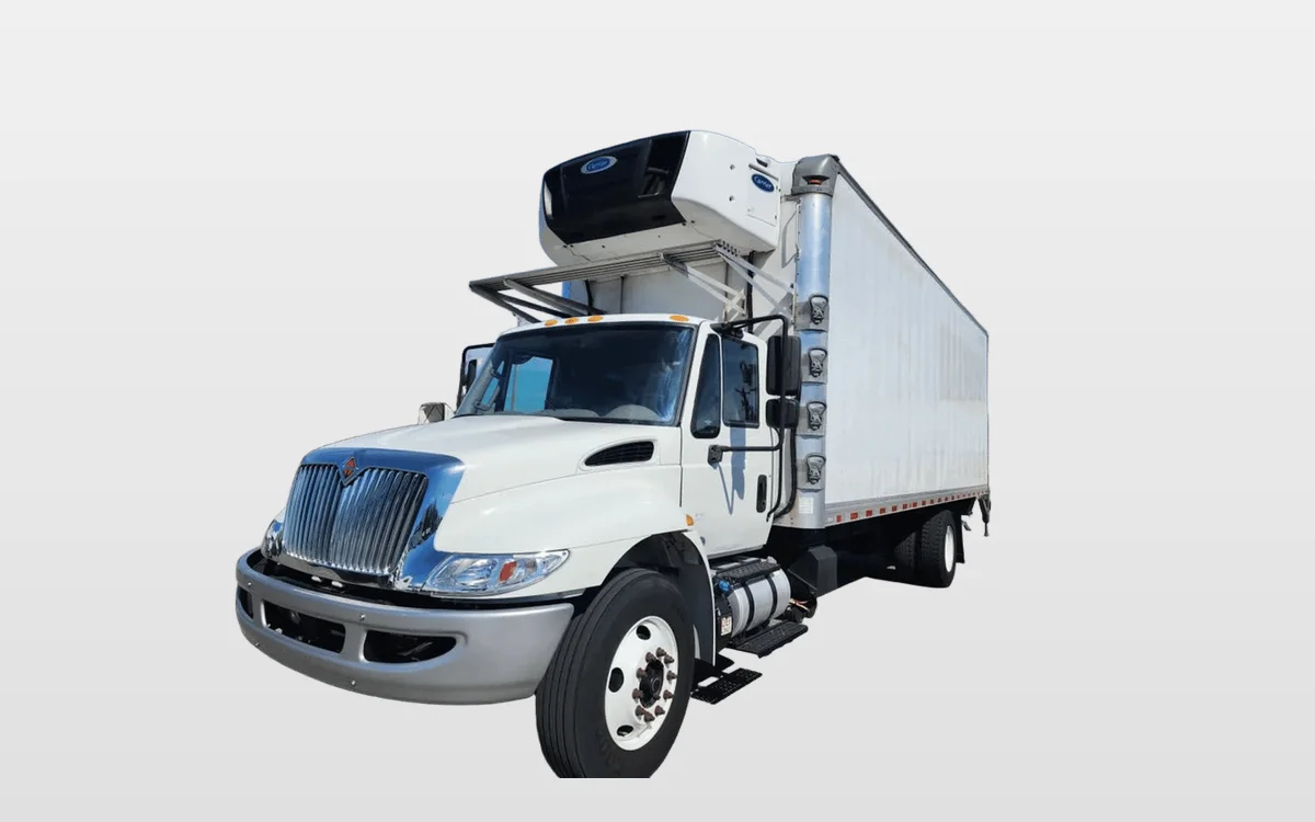 2018 International 4300 - image 1