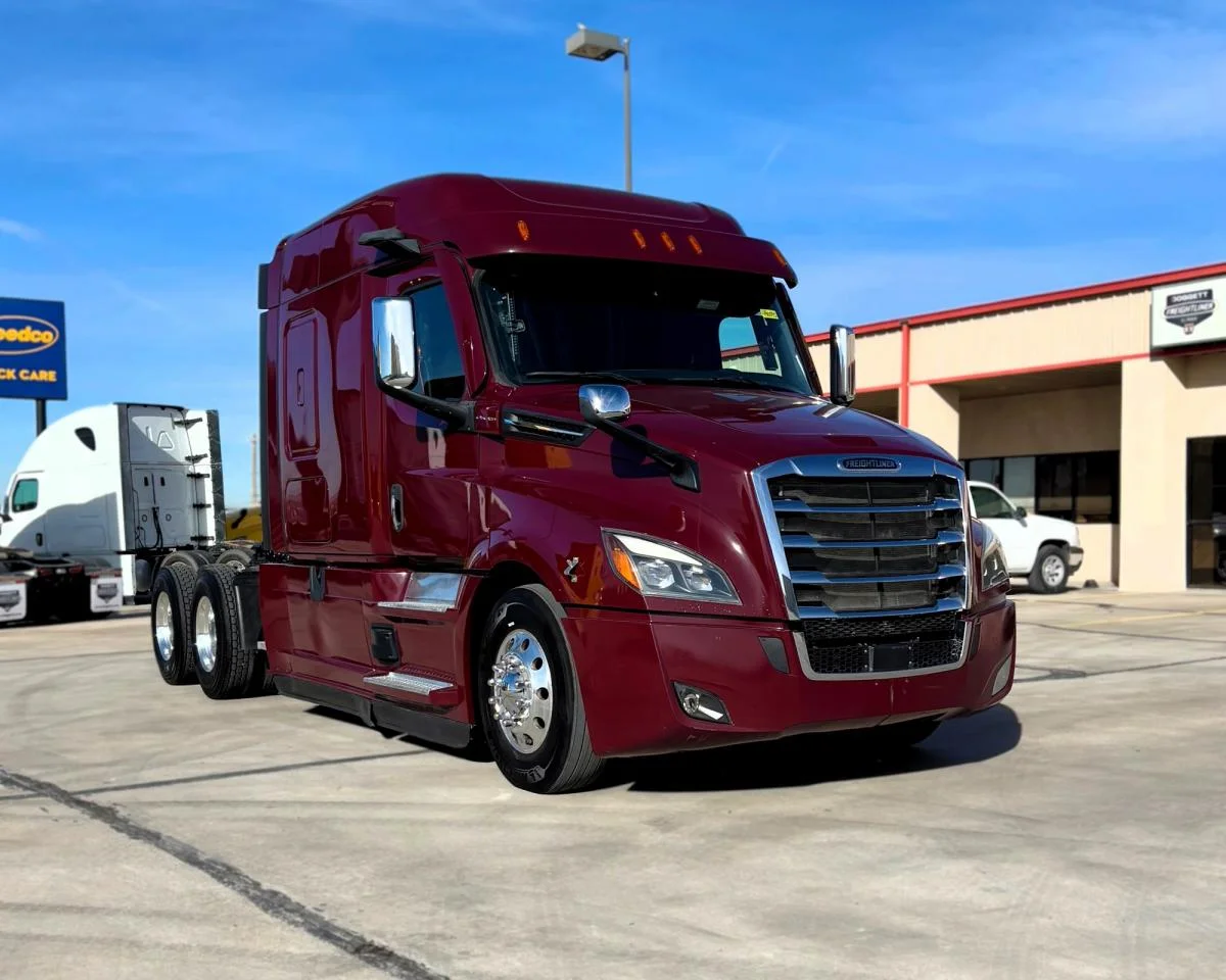 2022 Freightliner Cascadia in El Paso, TX