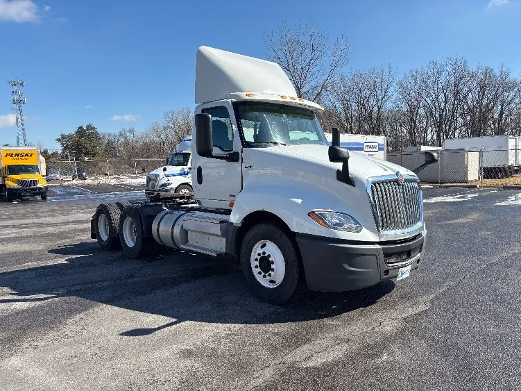 2019 International LT in Toledo, OH