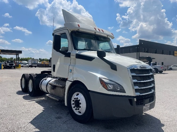 2019 Freightliner Cascadia in Katy, TX