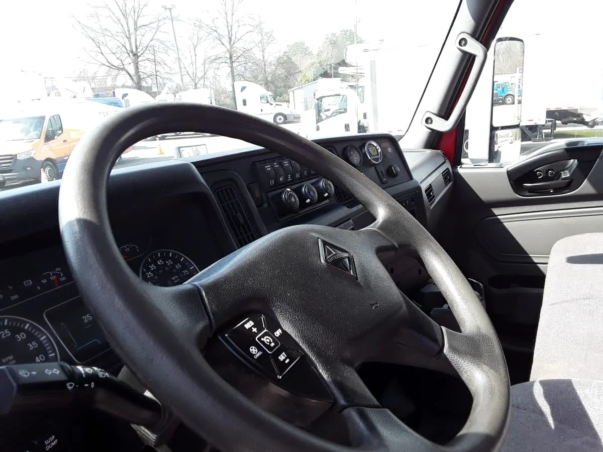 2020 International MV in Charlotte, NC — photo 10