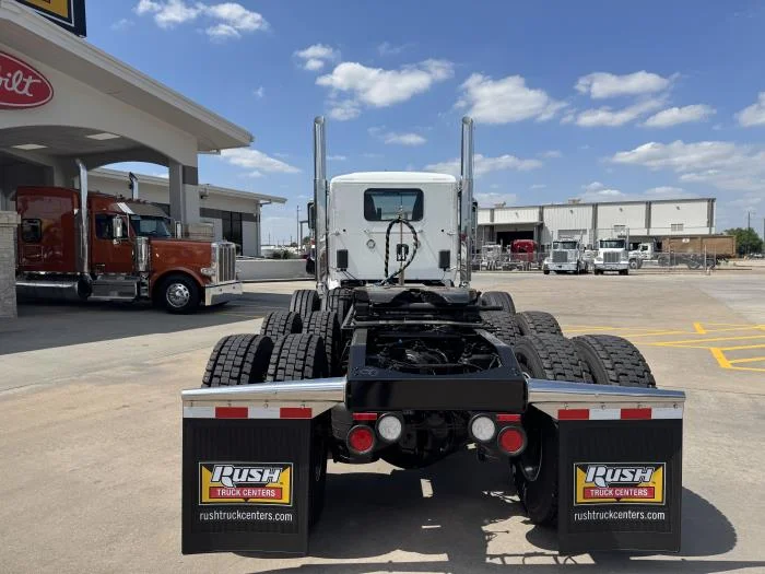 2027 Peterbilt 589 - image 6